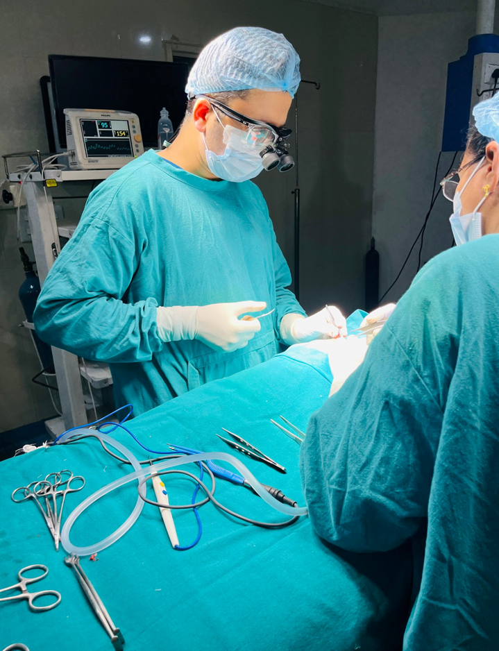 Dr Jaglan doing the surgery