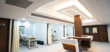 Intensive Care Unit (ICU) – Advanced critical care supported by experienced specialists and modern technology.