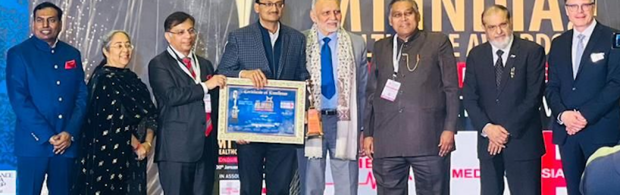 Dr. (Prof) Amite Pankaj Aggarwal has been honoured as the Best Robotic Joint Replacement Surgeon in Delhi NCR 